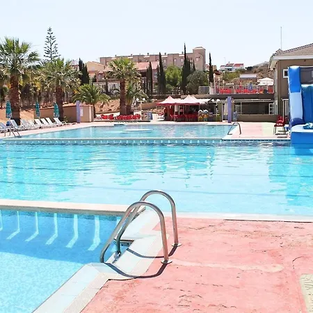 Luxury Detached Near Ameniti Villa *