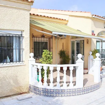Luxury Detached Near Ameniti Villa *