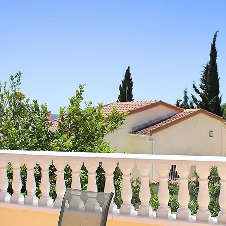 Luxury Detached Near Ameniti