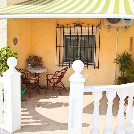 Villa Luxury Detached Near Ameniti *